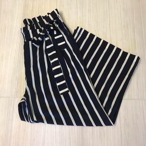 Navy and white wide leg pant